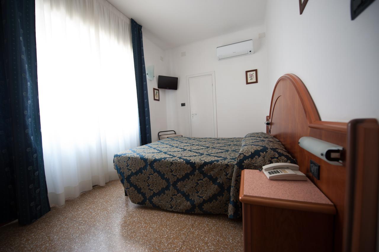 Hotel Lorenzo Celle Ligure Eksteriør billede